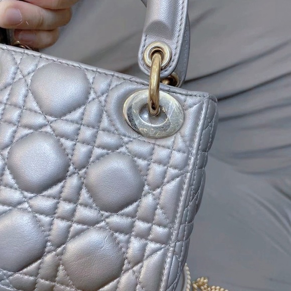 Lady Dior Mini - Opaline Grey Pearlescent - Picture 3 of 11
